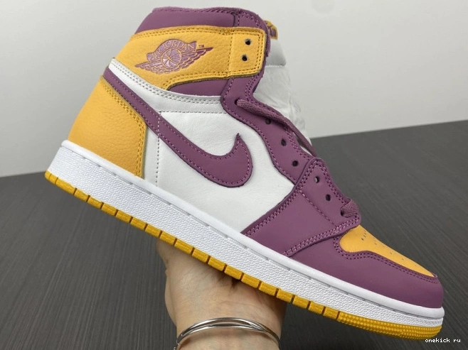 Rep Onekick Brotherhood 1 555088-706 Jordan OG High Air 0822